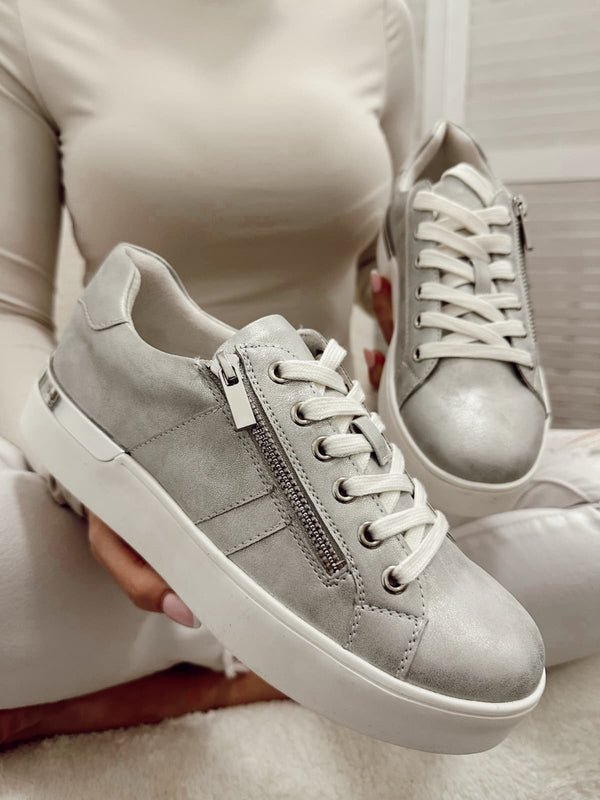 Women sneakers F990 - SILVER