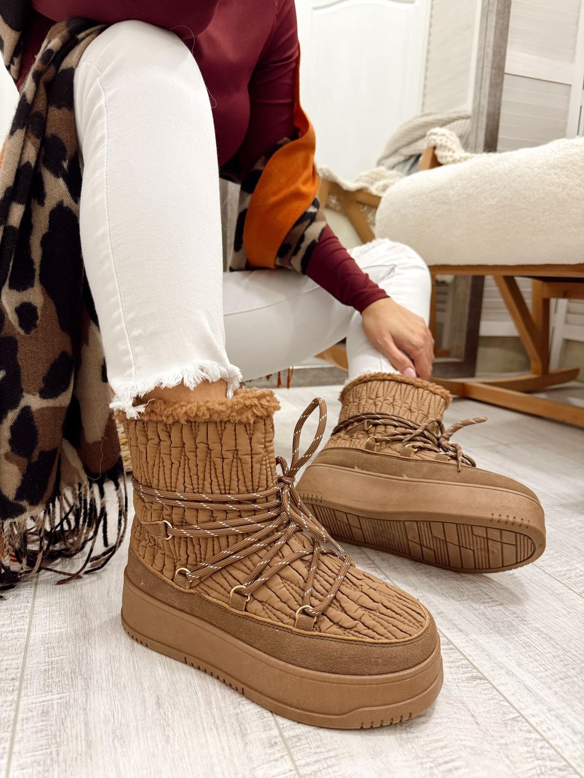 Comfy Boots F915 - CAMEL