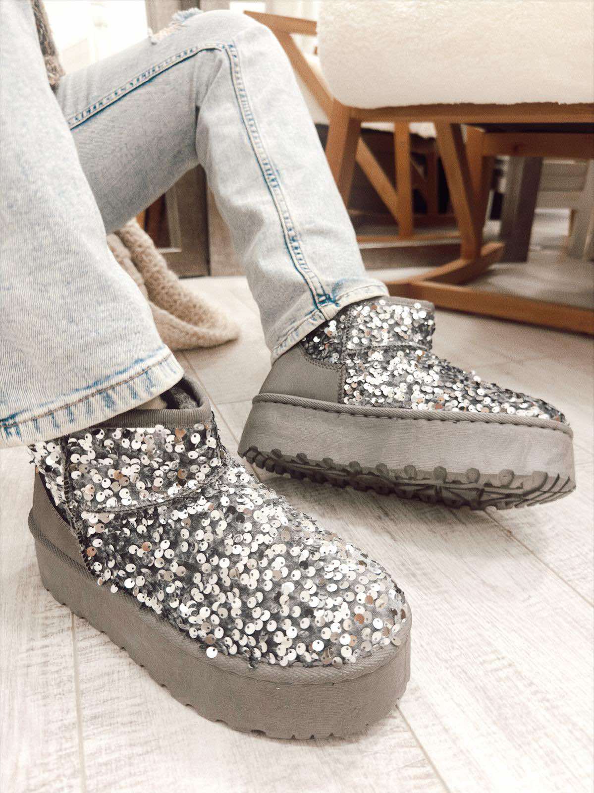 Comfy Boots F701 - GREY