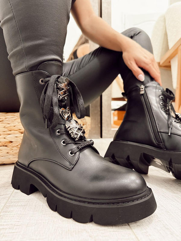 Women booties F496 - BLACK