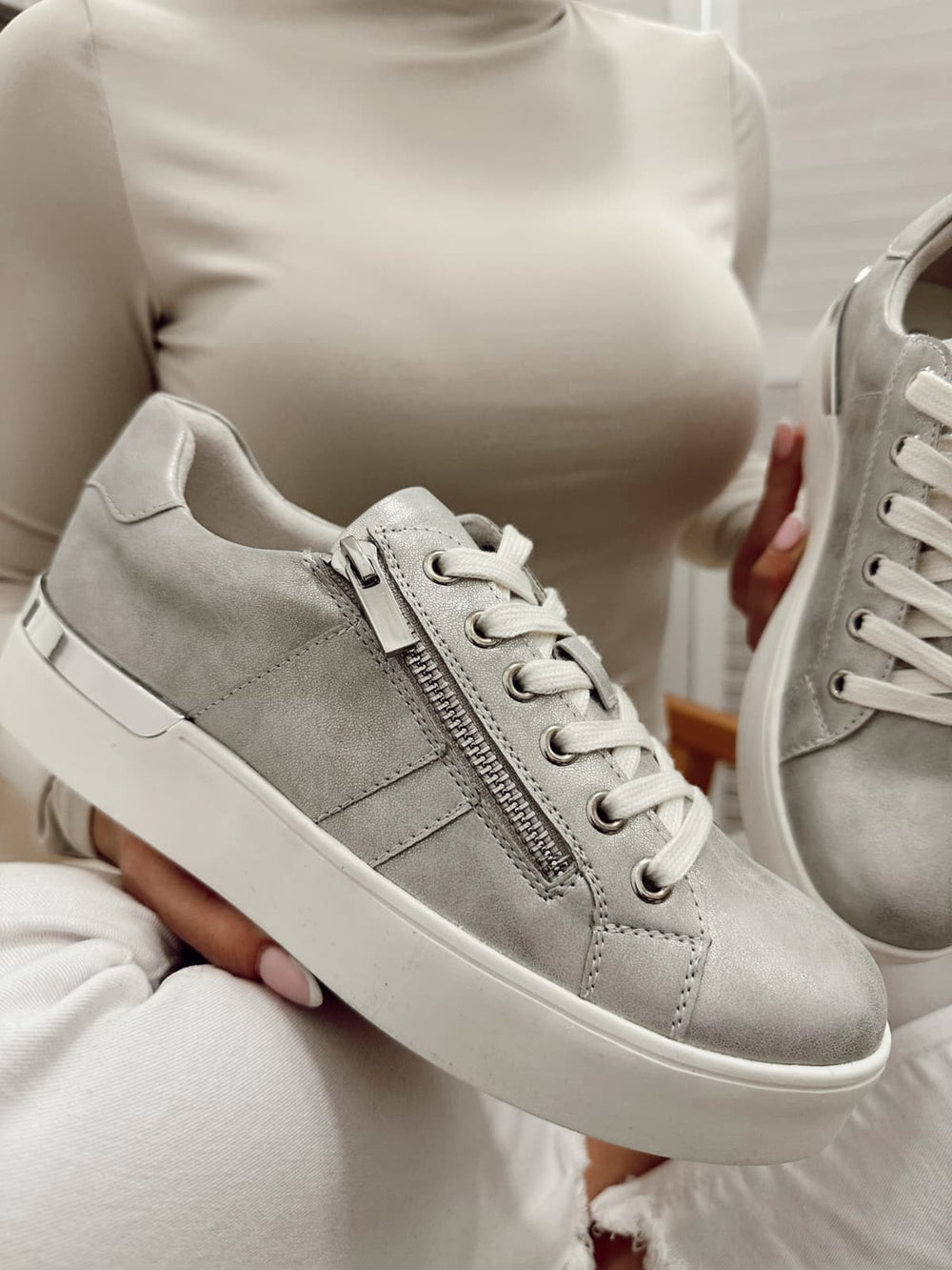 Damensneaker F990 - SILBER