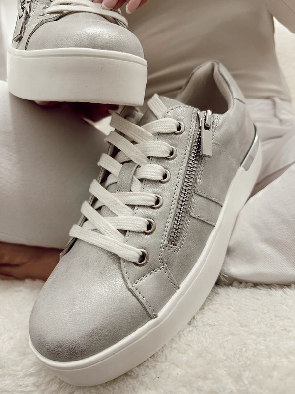 Women sneakers F990 - SILVER