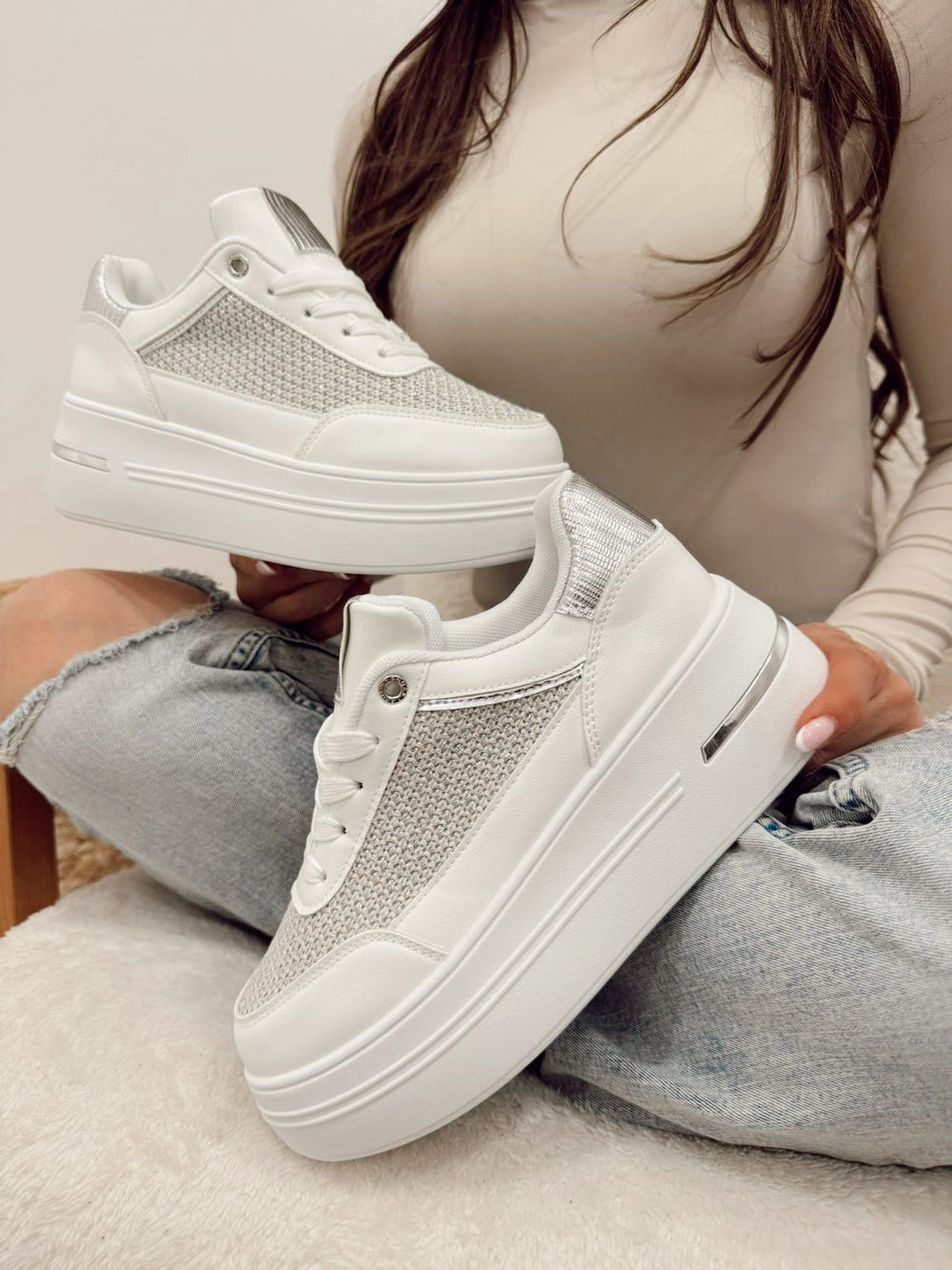 Women sneakers G037 - WHITE