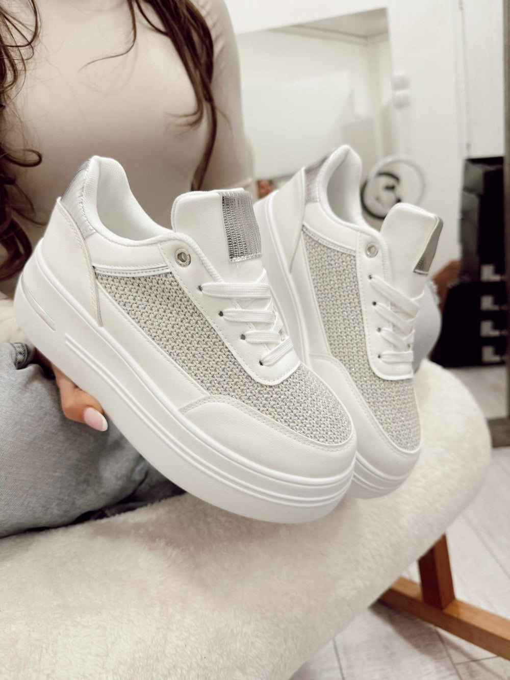 Women sneakers G037 - WHITE