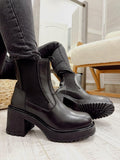 Leather booties F877 - BLACK