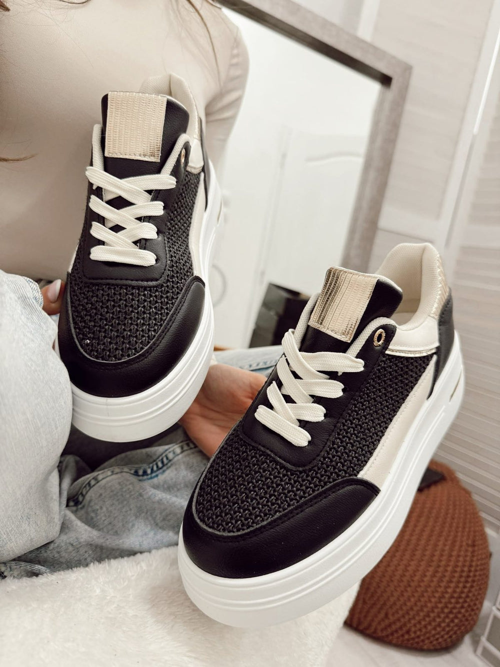 Women sneakers G037 - BLACK