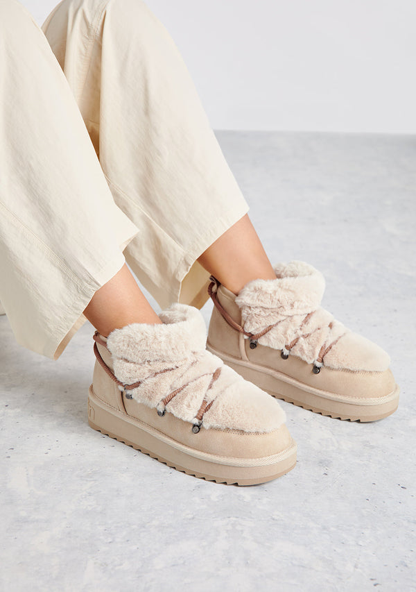Comfy Boots F989 - BEIGE - NORDIC FUR D.FRANKLIN
