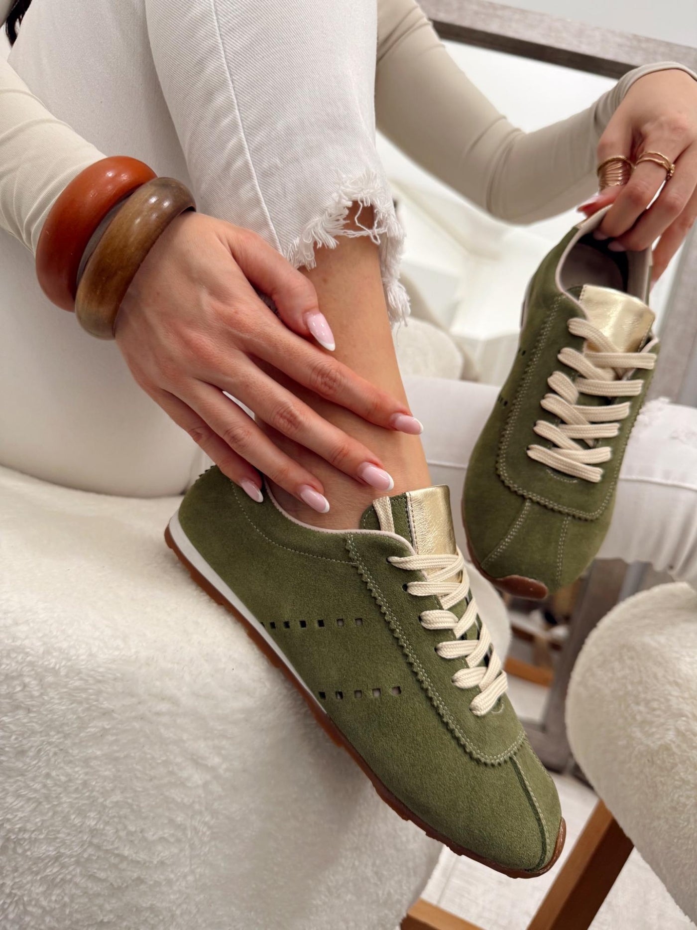 Leather sneakers G124 - GREEN