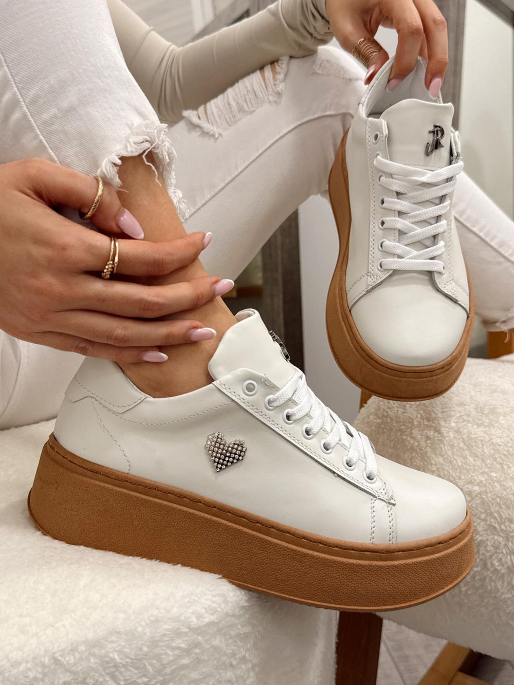 Leather sneakers G164 - WHITE