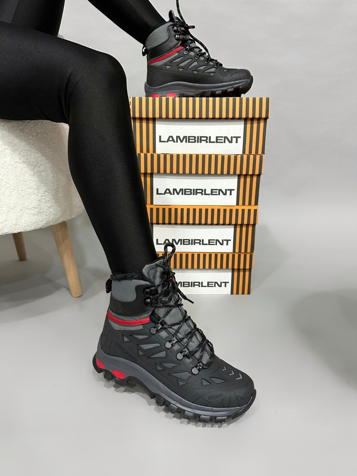 OUTDOOR- UND TREKKINGSCHUHE D548 - GRAU