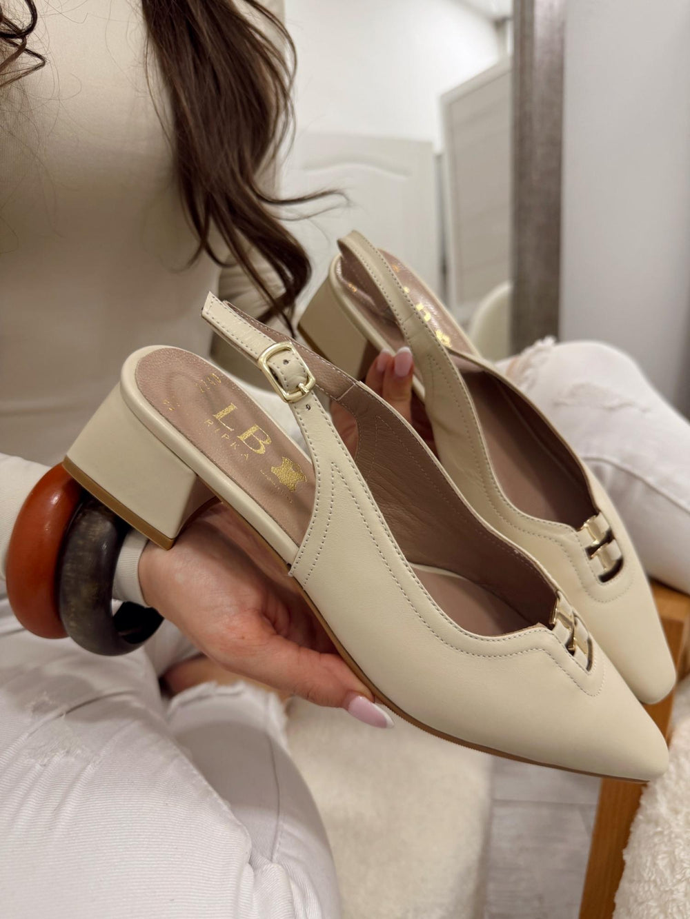 Leather sandals G138 - BEIGE