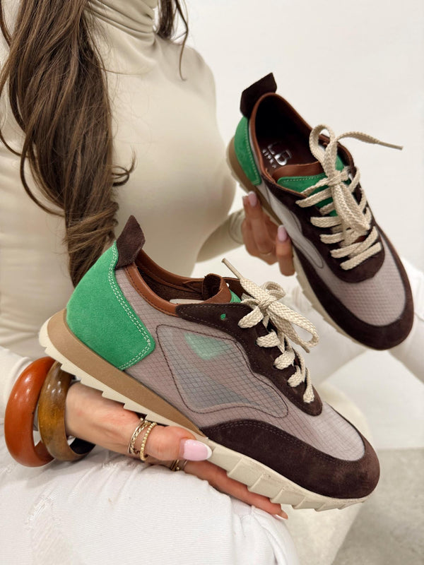 Leather sneakers G126 - BROWN