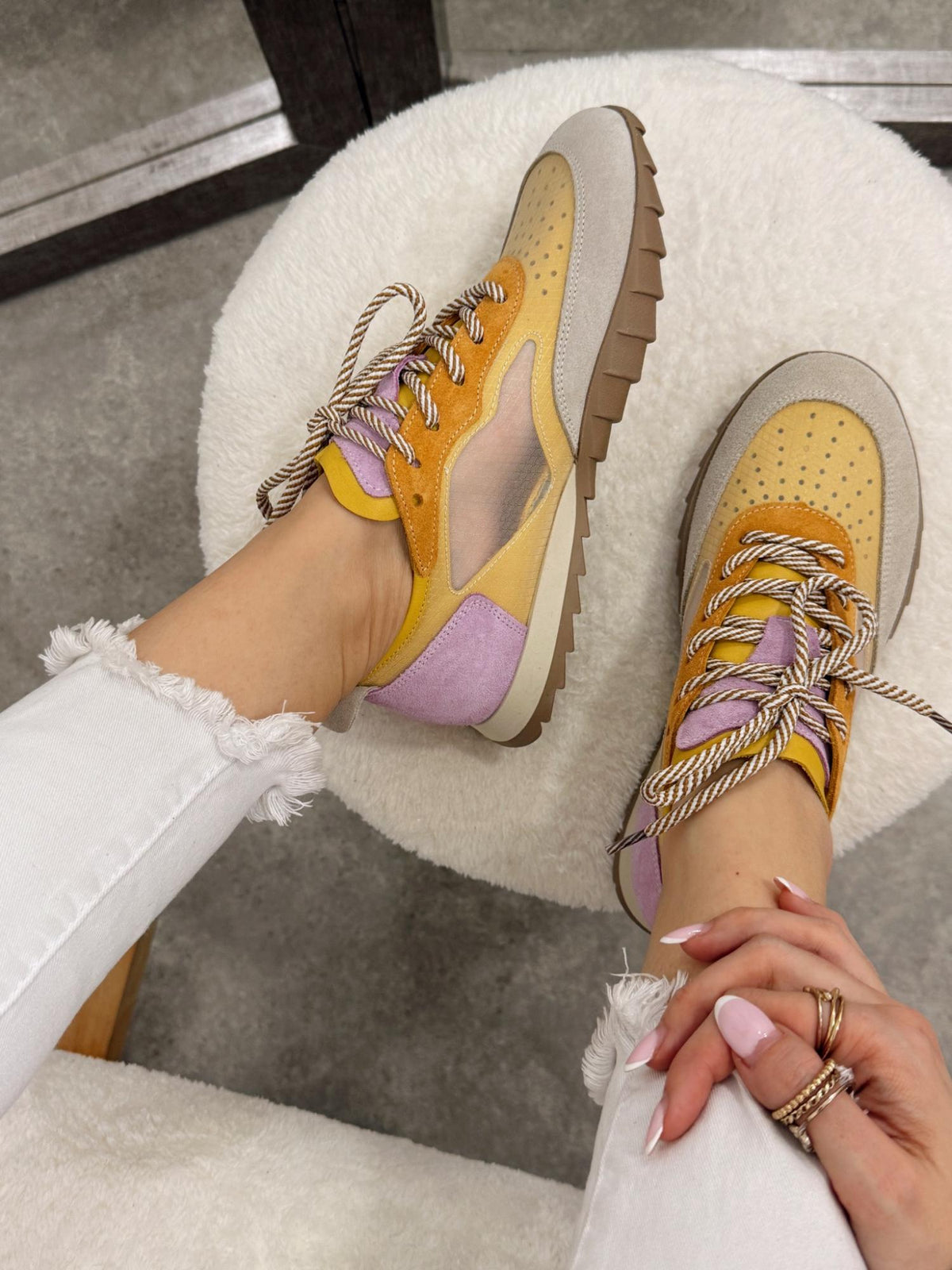 Leather sneakers G126 - BEIGE