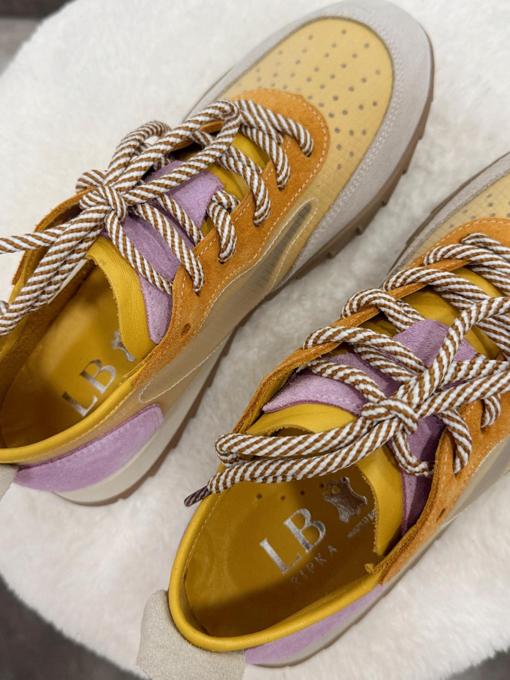 Leather sneakers G126 - BEIGE