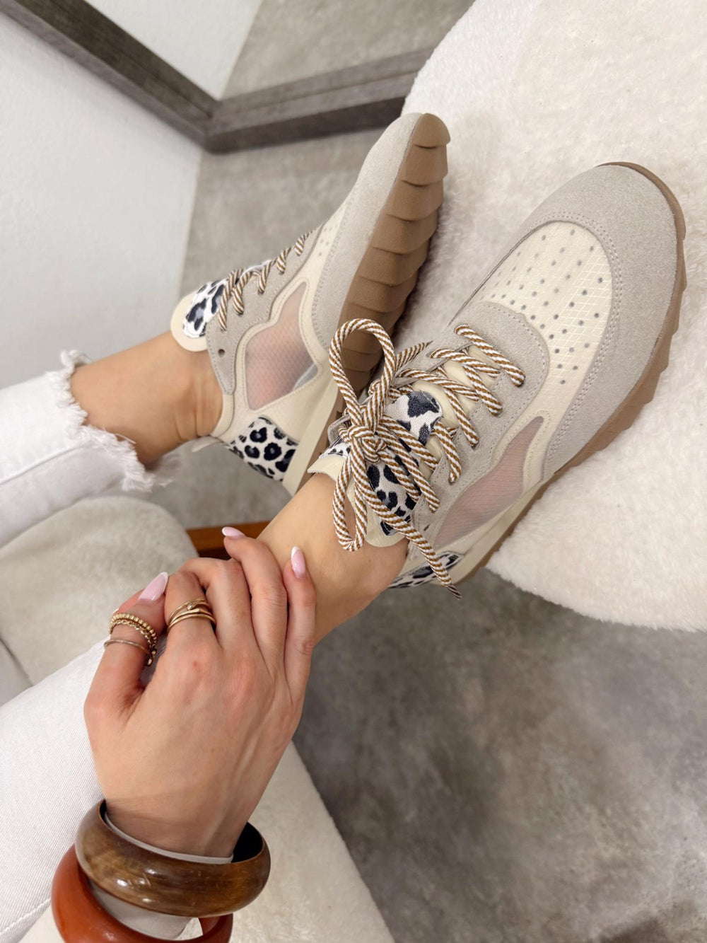 Leather sneakers G126 - BEIGE