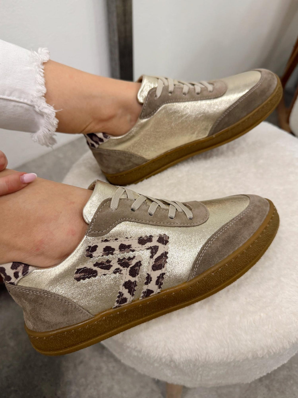 Leather sneakers G120 - GOLD