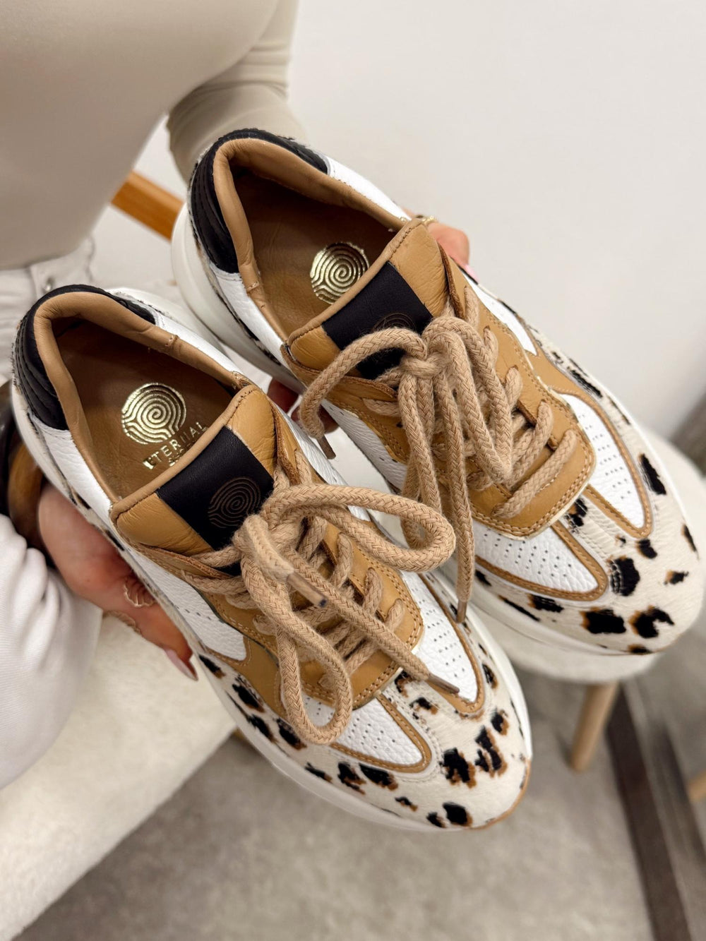 Damensneakers G143 - WEISS