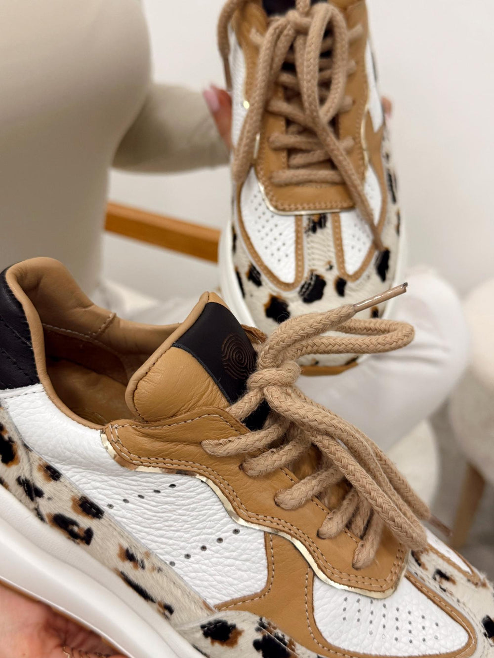 Damensneakers G143 - WEISS