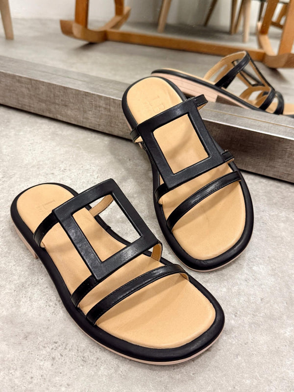 Leather slippers G140 - BLACK