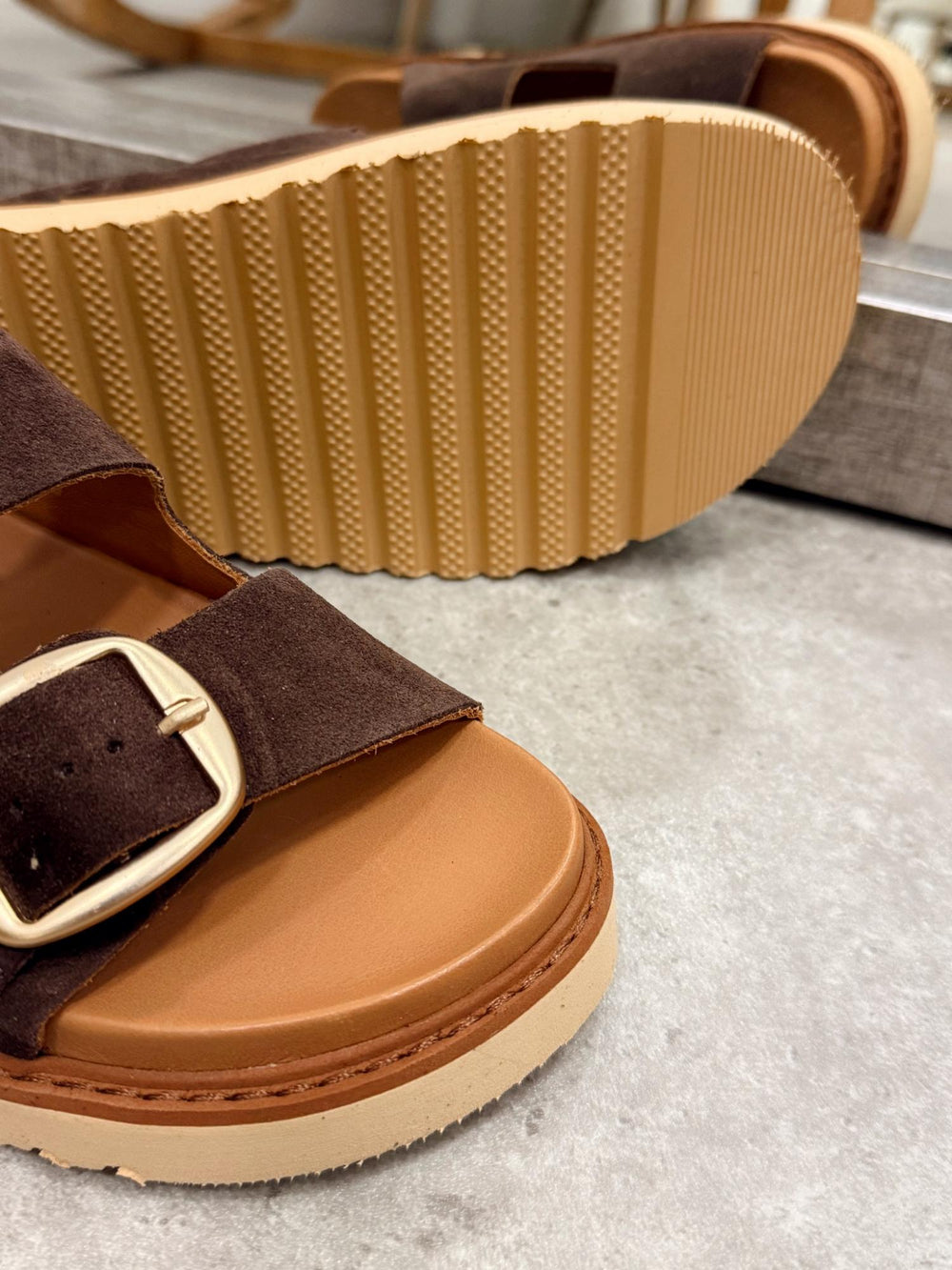 Leather slippers G141 - BROWN