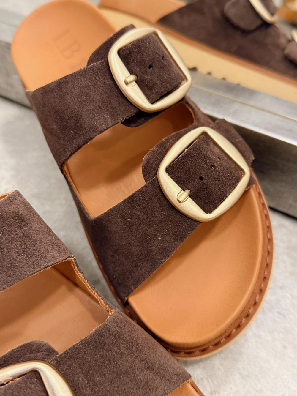 Leather slippers G141 - BROWN