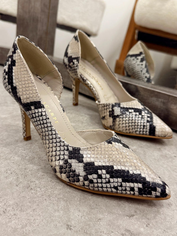 Leather heels G118 - BEIGE
