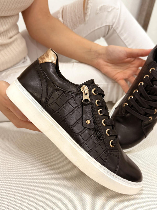 Women sneakers F991 - BLACK