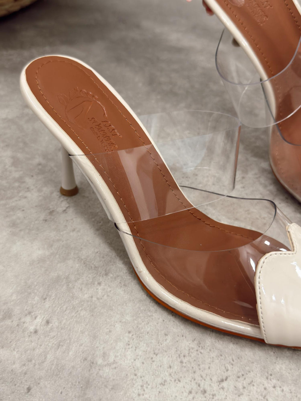 Damen Hausschuhe und Pantoletten G501 - BEIGE