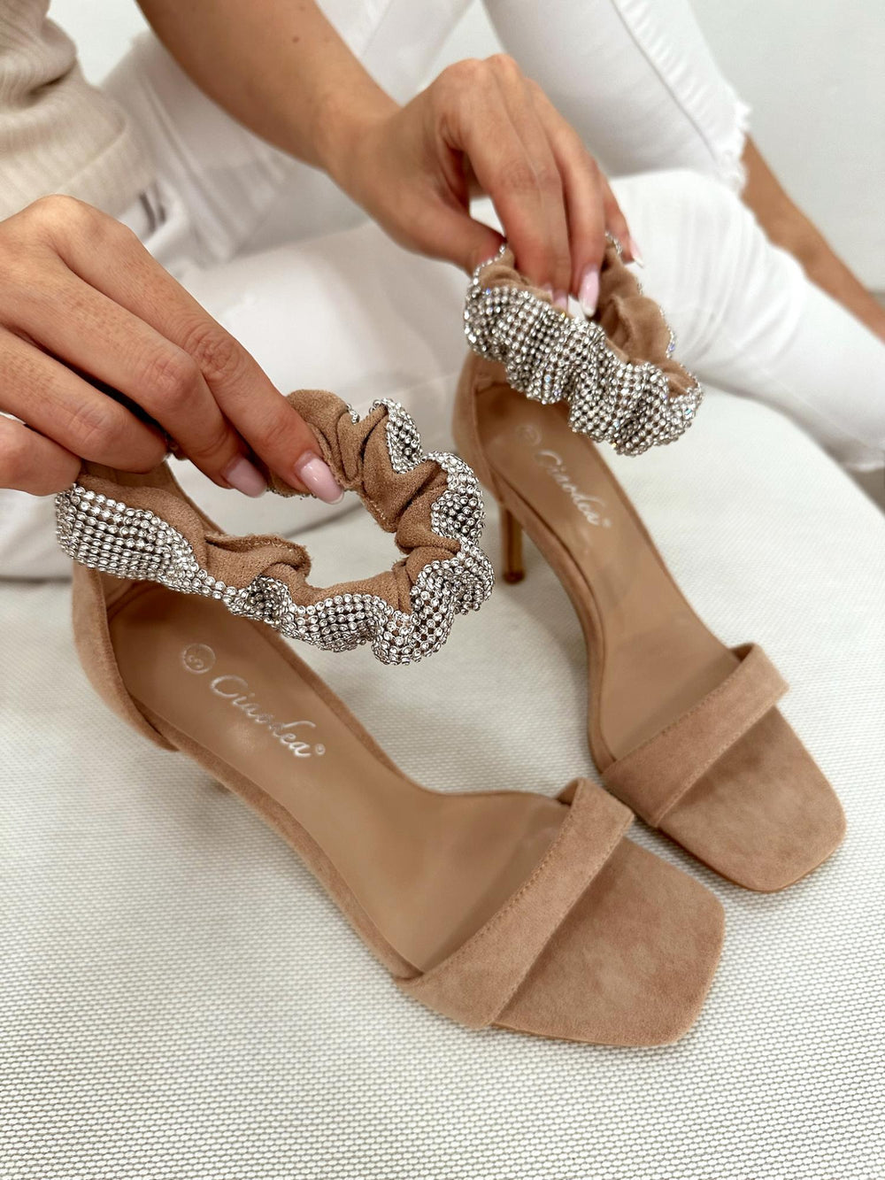 Women sandals G245 - BEIGE
