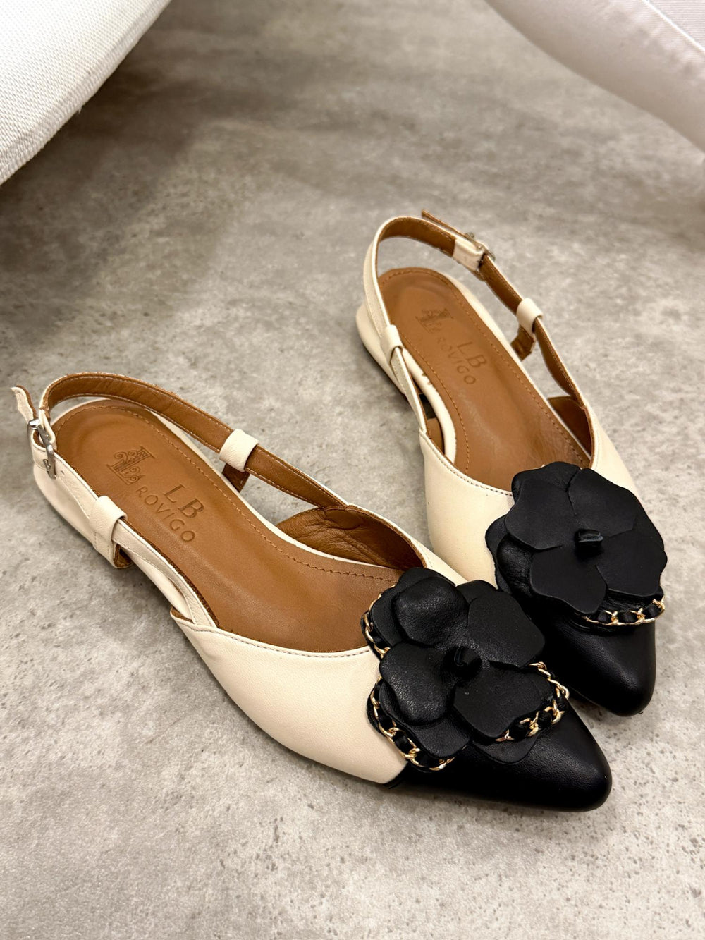 Leather sandals G385 - BEIGE
