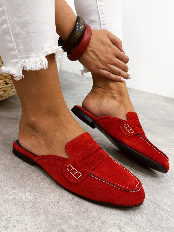 Leather slippers G365 - RED