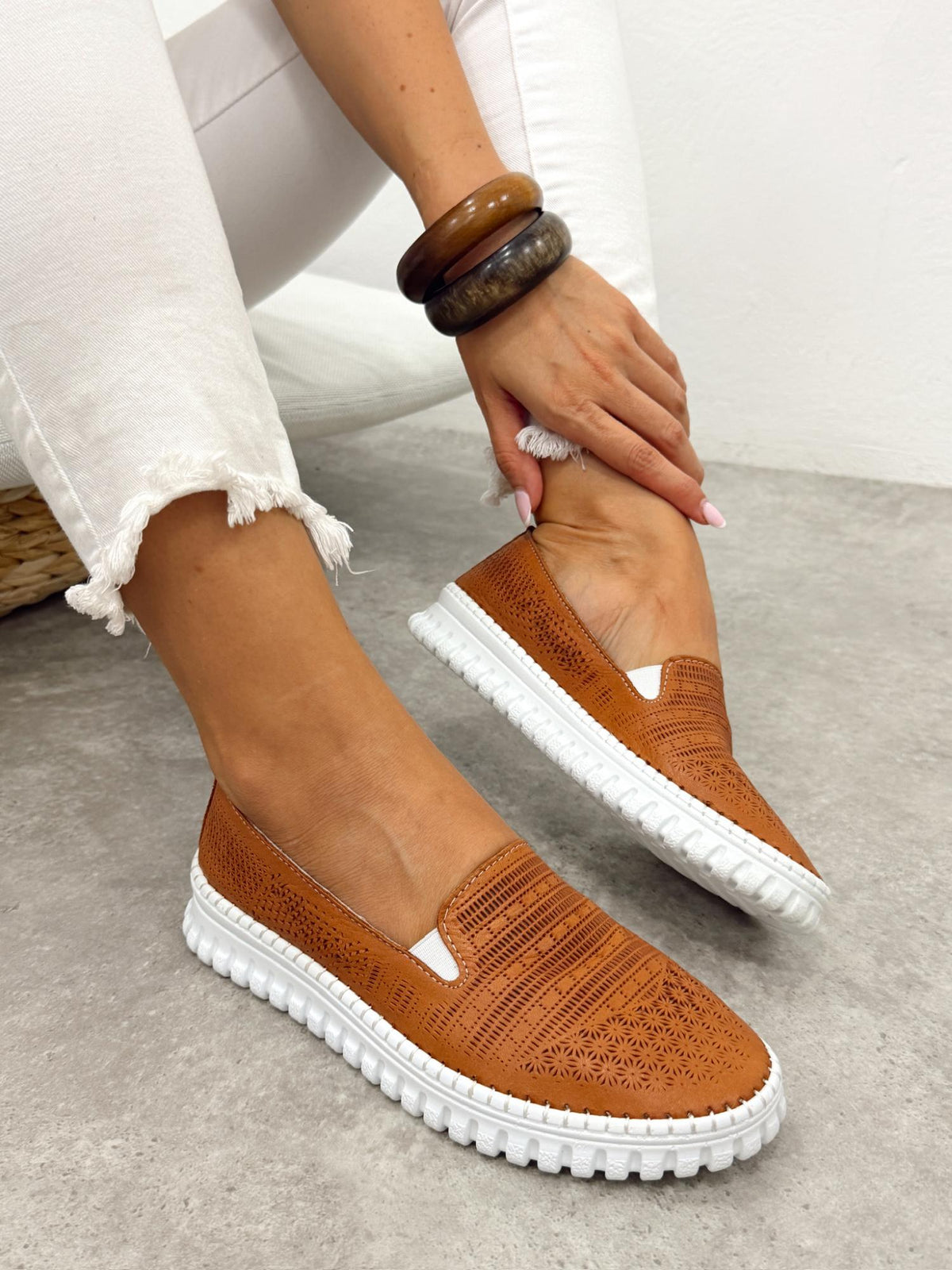 Flache Lederschuhe G397 - CAMEL