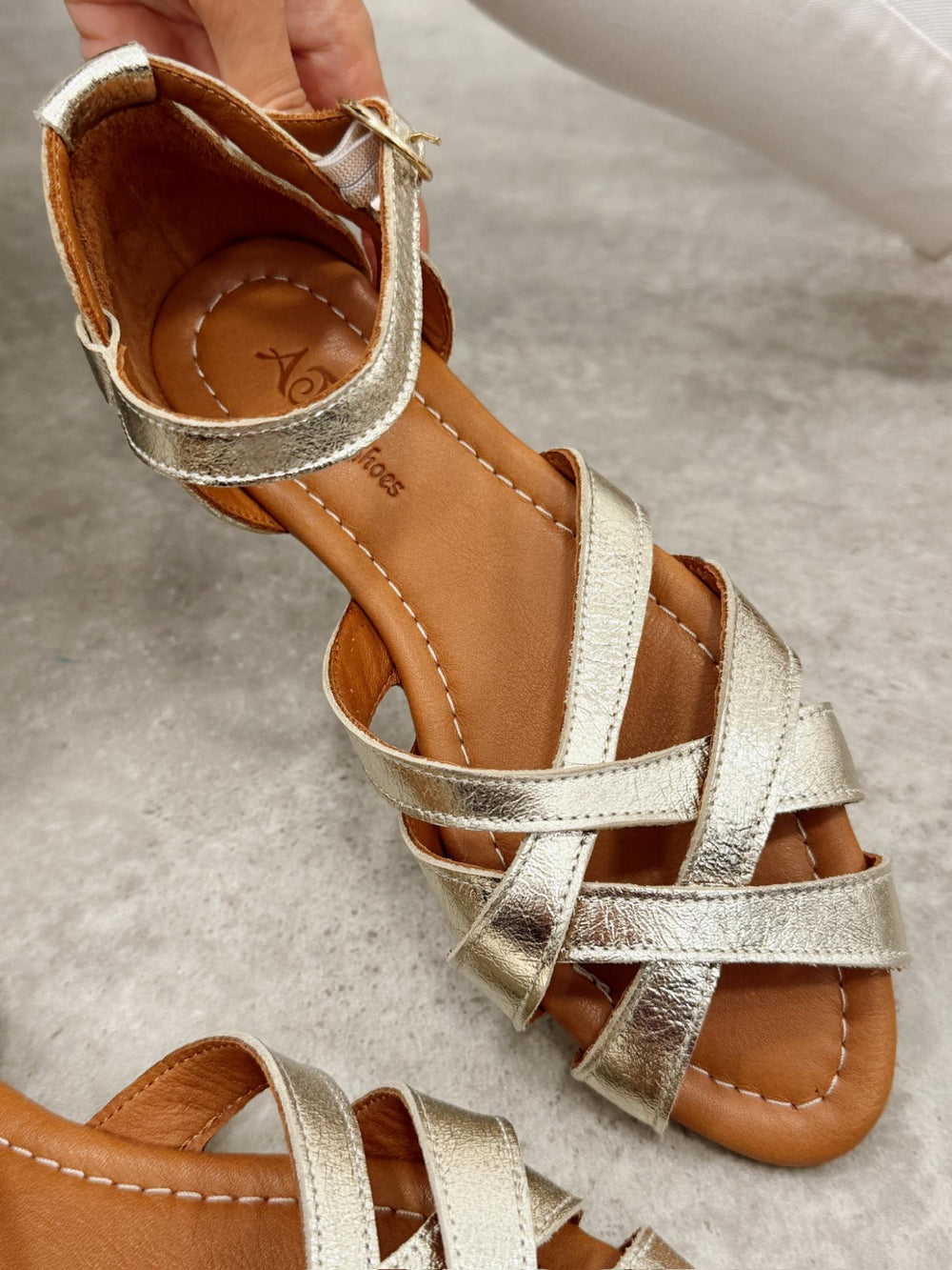 Leather sandals G472 - GOLD