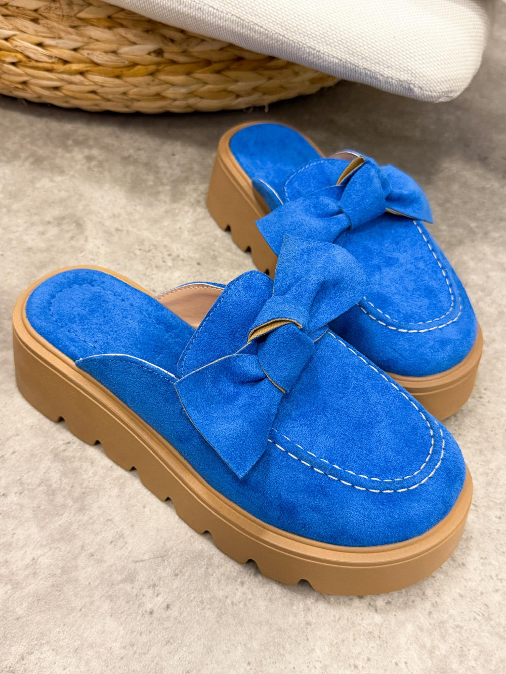 Women Slippers and Mules G497 - BLUE