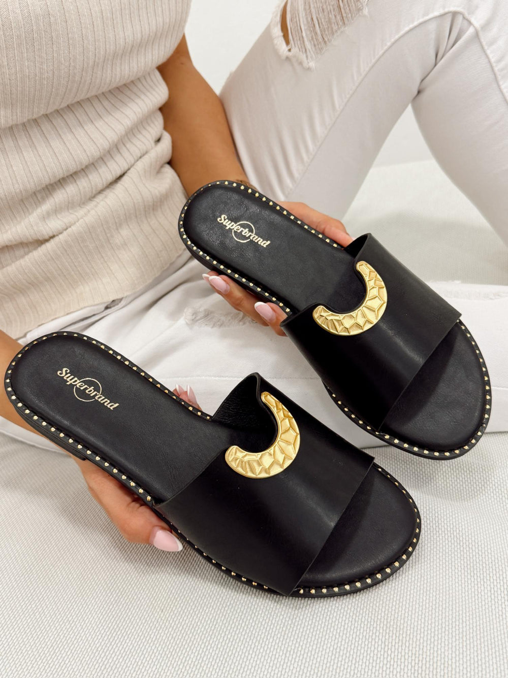 Damen Pantoletten und Mules G330 – SCHWARZ