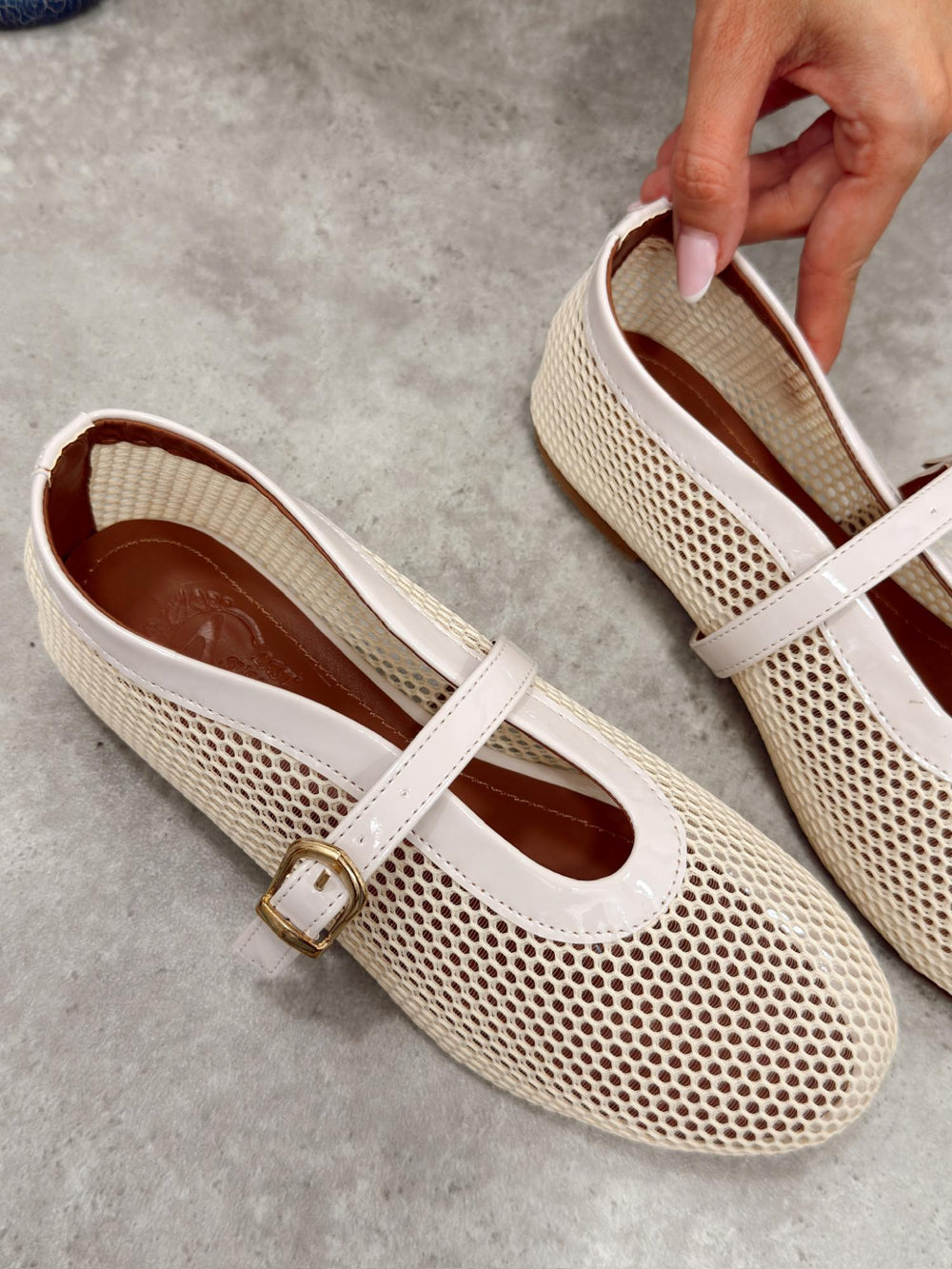 Women flats G505 - BEIGE