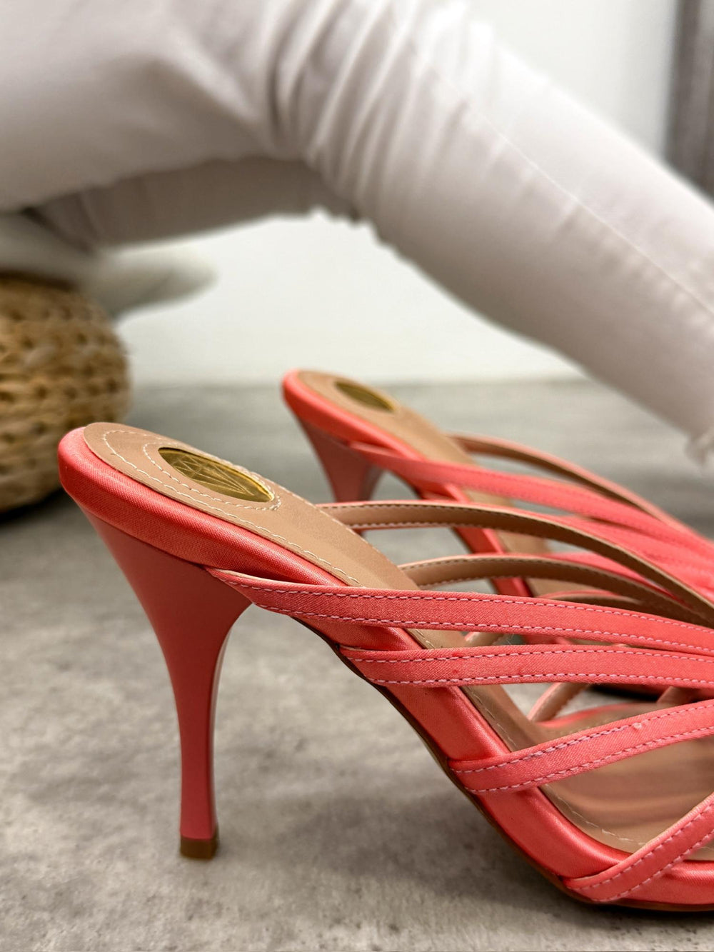 Women Slippers and Mules G353 - CORAL