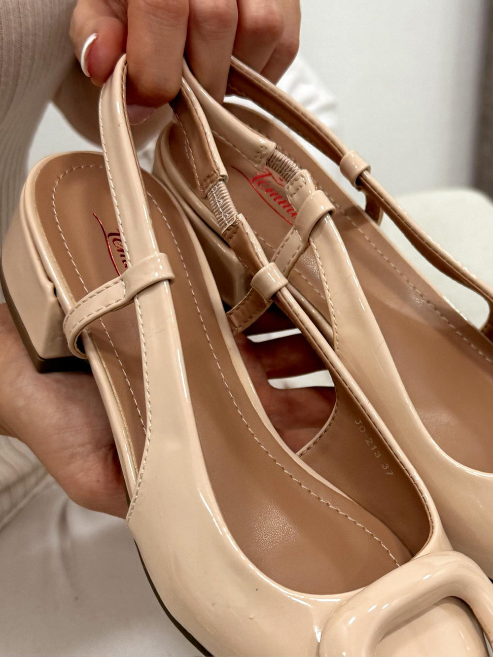 Women sandals G230 - BEIGE