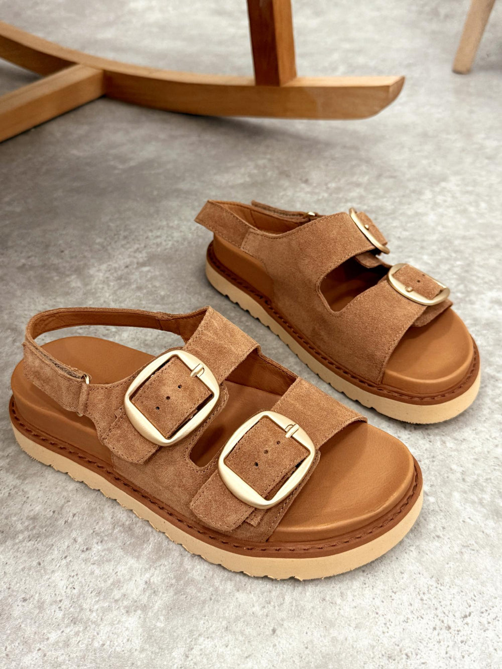 Leather sandals G133 - CAMEL