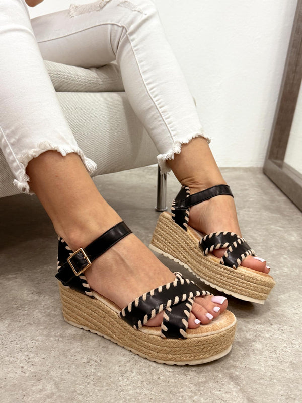 Women sandals G220 - BLACK