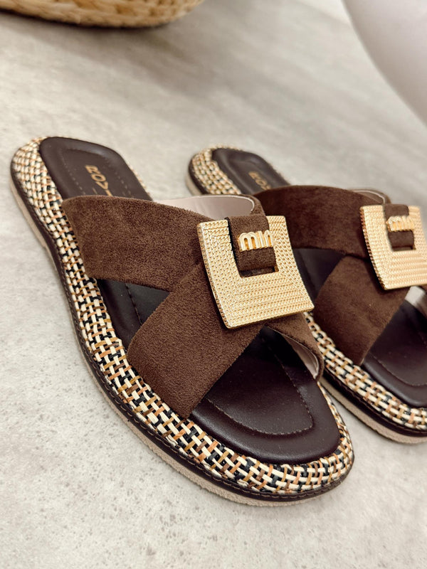 Women Slippers and Mules G489 - BROWN