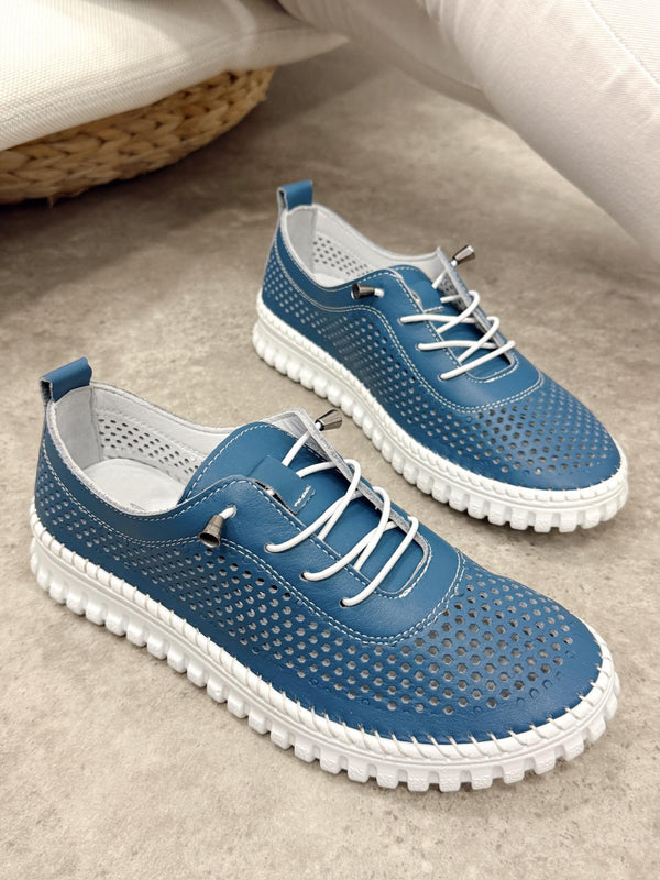 Leather sneakers G398 - BLUE