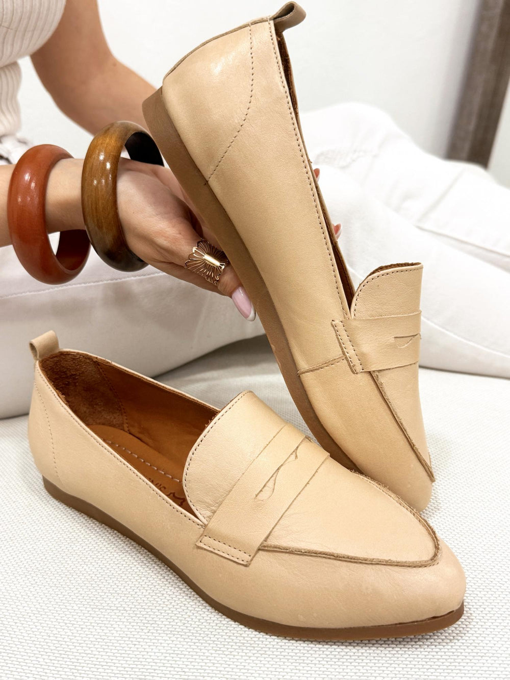 Flache Lederschuhe G193 - BEIGE