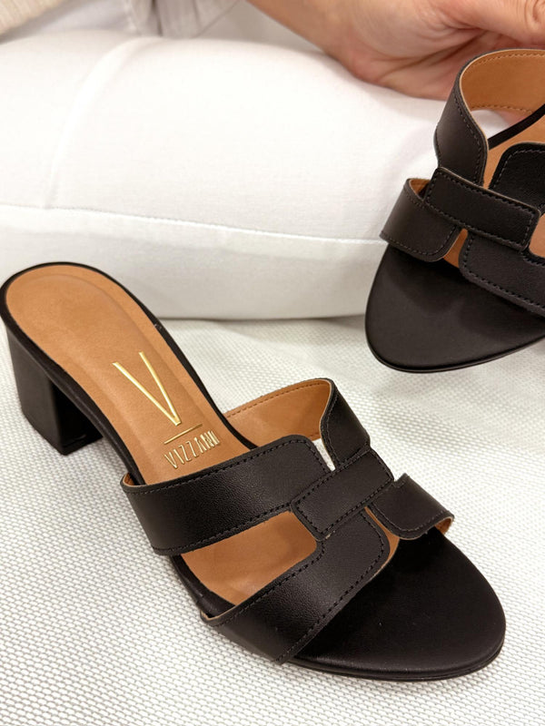 Women Slippers and Mules G070 - BLACK