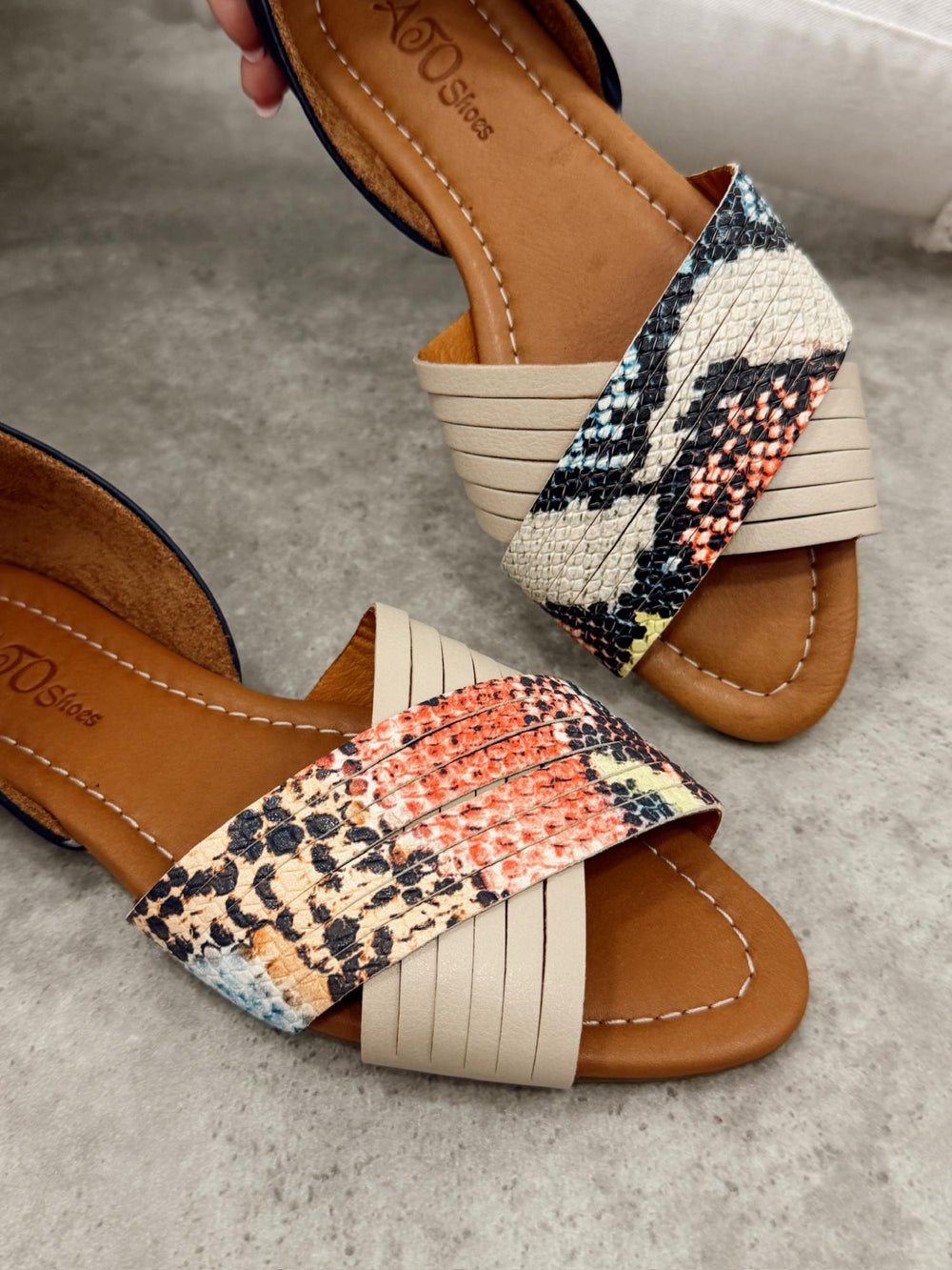 Leather sandals G473 - NAVY