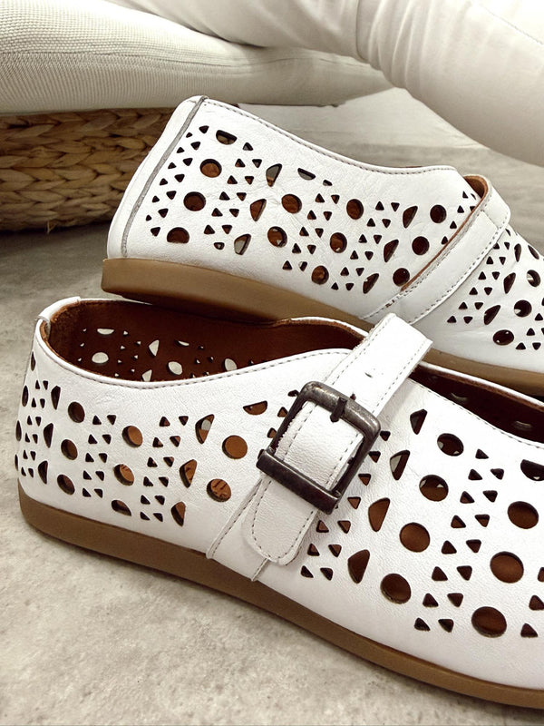 Flat leather shoes G422 - WHITE