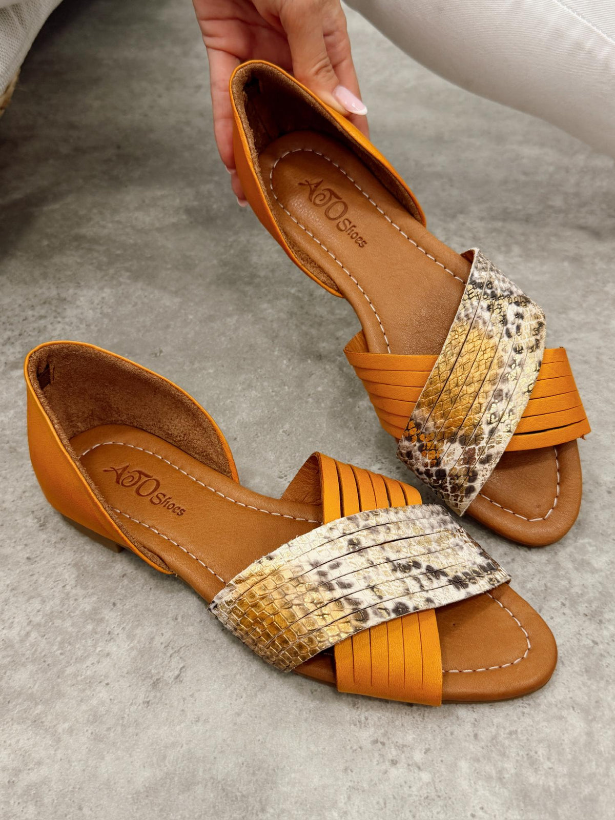 Leather sandals G473 - ORANGE