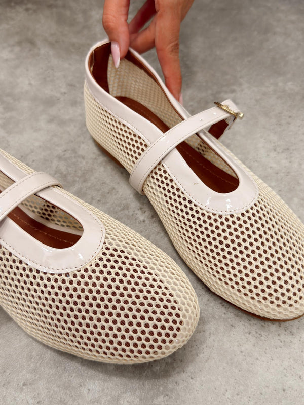 Women flats G505 - BEIGE