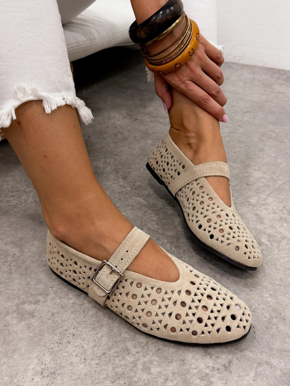Leather ballet flats G374 - BEIGE