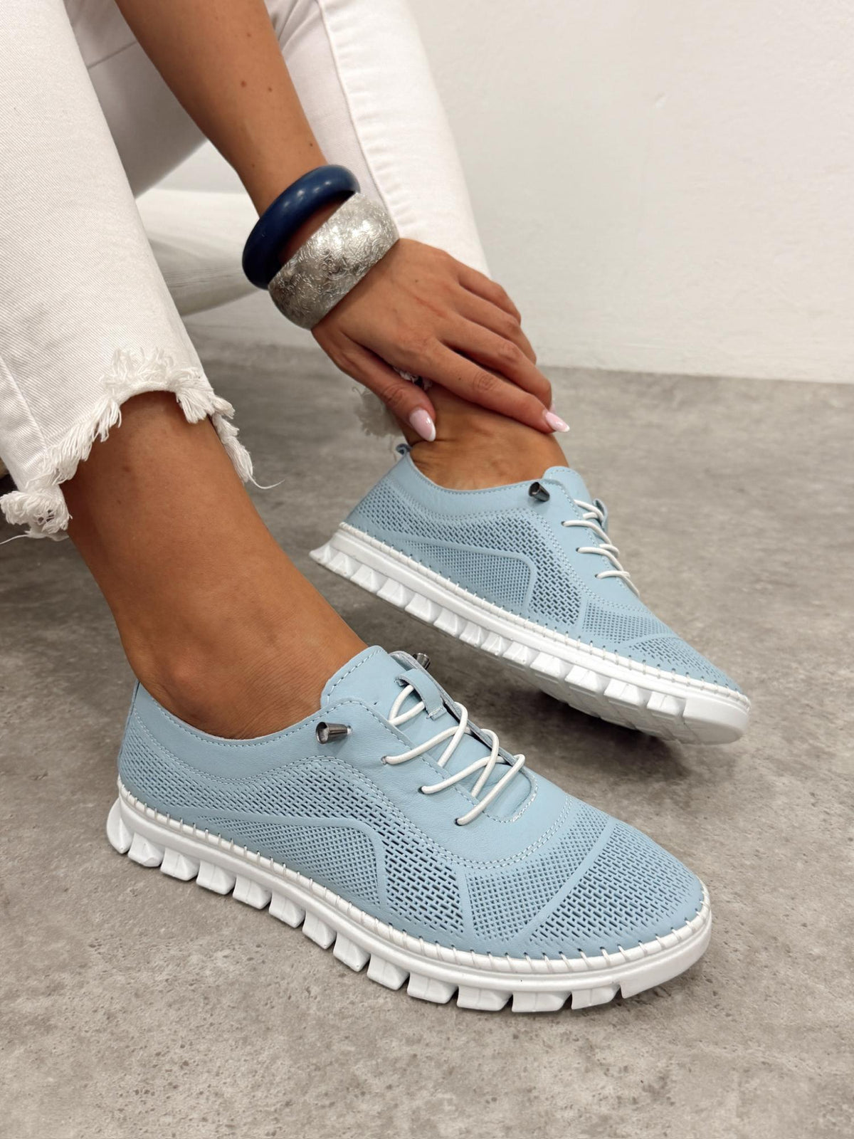 Leather sneakers G400 - BLUE